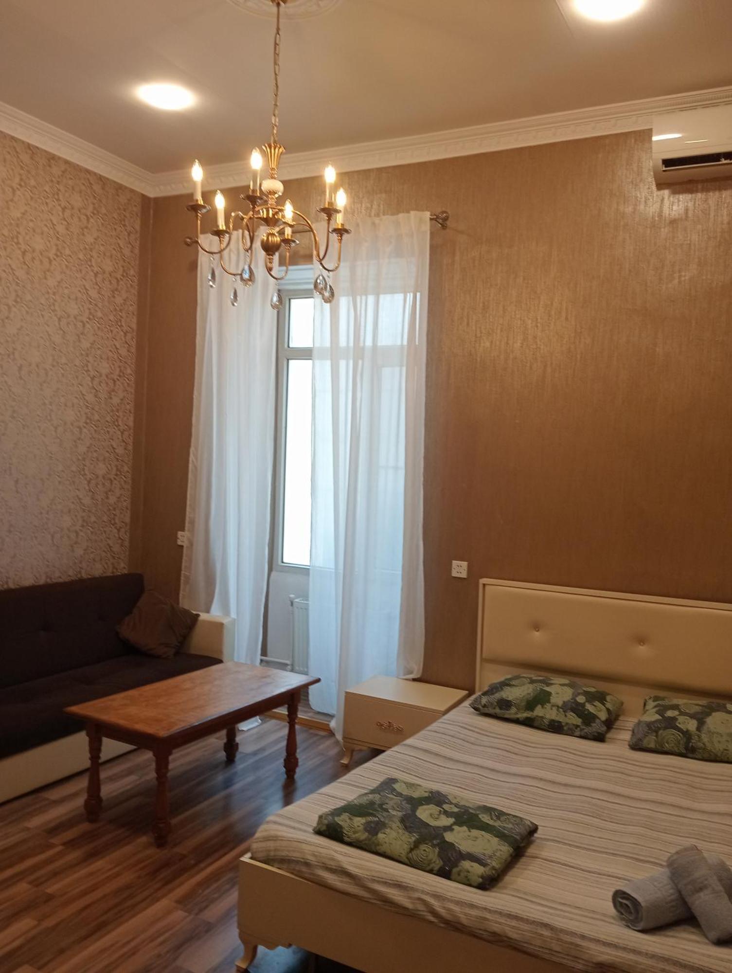 באקו Apartment On The Delara Aliyeva Street מראה חיצוני תמונה