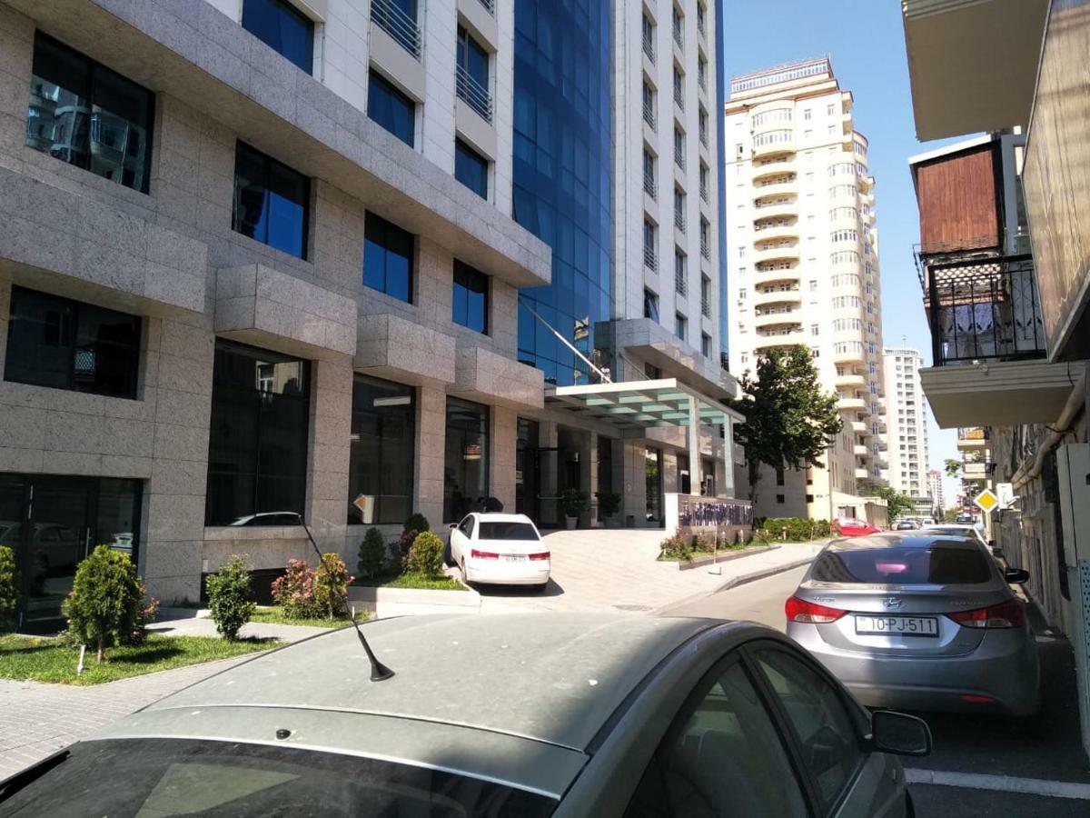 באקו Apartment On The Delara Aliyeva Street מראה חיצוני תמונה